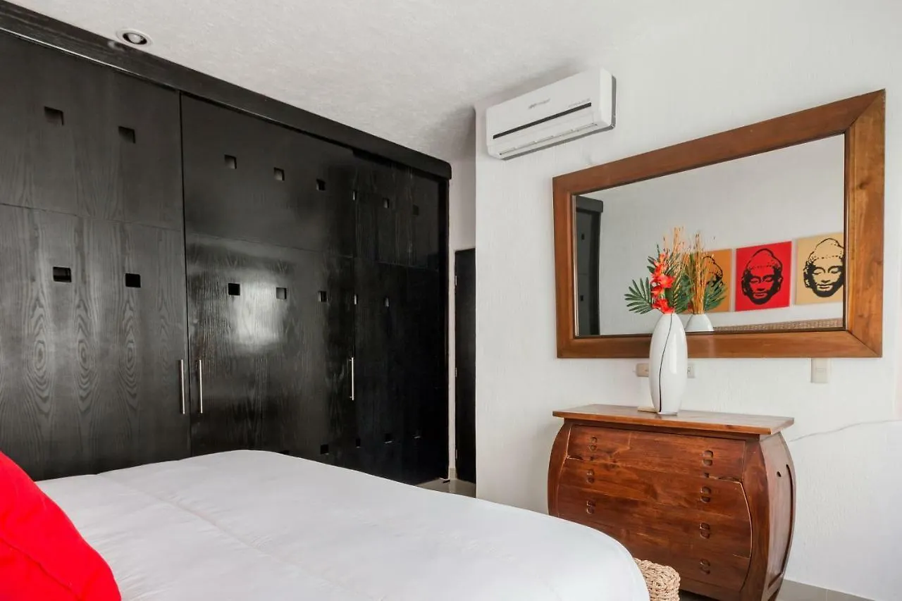 Mamitas Penthouse Apartment Playa del Carmen Mexico